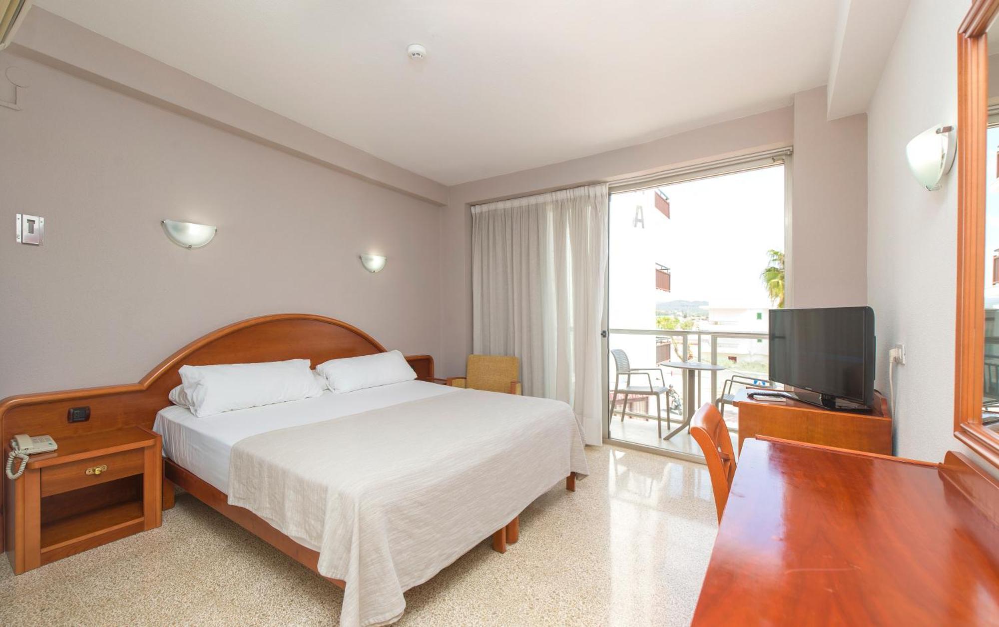 Hotel Marfil San Antonio  Luaran gambar
